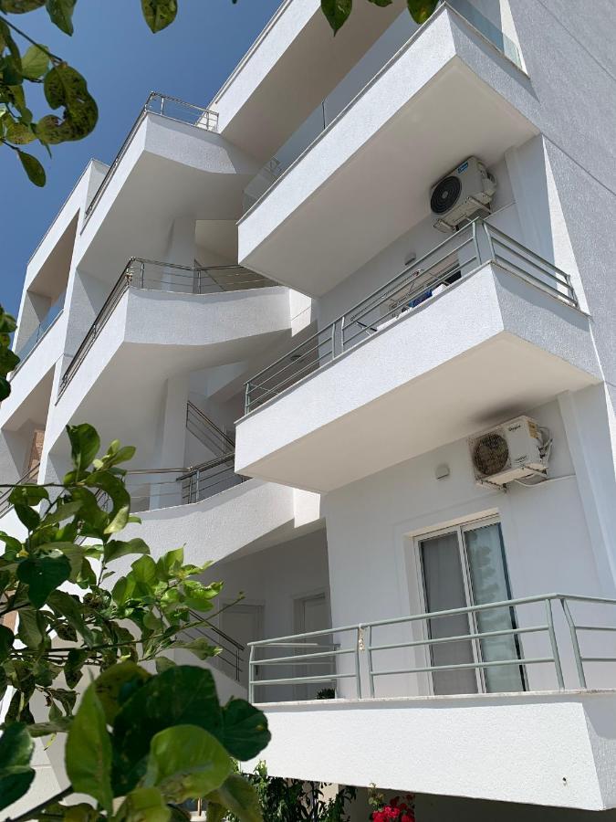 Aparthotel Saral Mar Sarandë